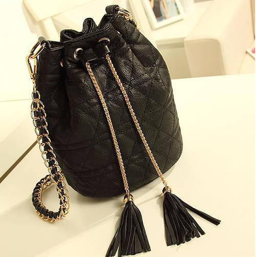 Fresh ladies bucket bag. Black color. Stock in ZA