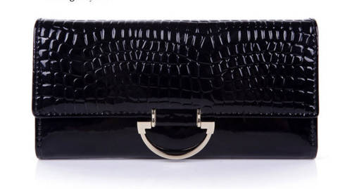 Enamelled leather crocodile pattern ladies purse. Black color.