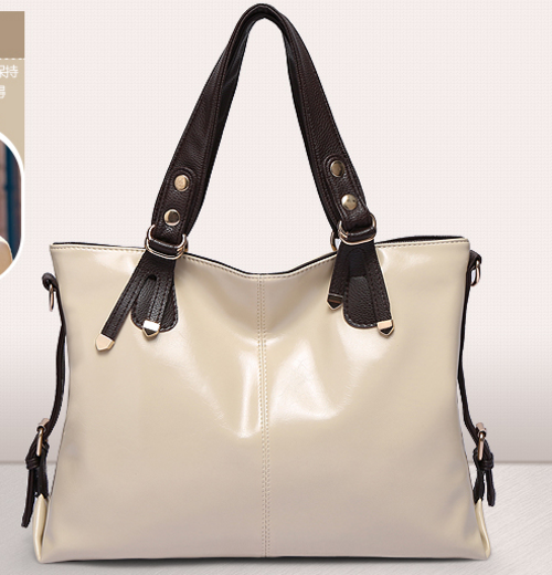 Wild match simply stars love handbag. Rice white color. Stock in ZA