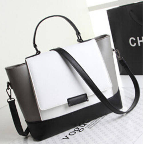 Preppy style, very versatile handbag with shoulder strape, stock in ZA, no custom fee