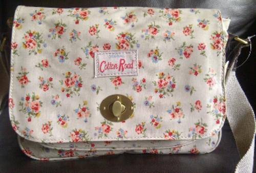 STUNNING COTTON ROAD HANDBAG!!!!