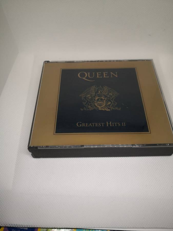 Queen  Greatest Hits I & II double CD
