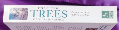 Field guide to trees of Southern Africa (14th ed)