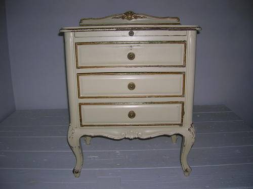 French Provincial Style Bed Pedestal