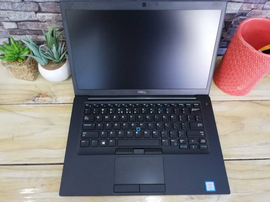 (HyperBook) Dell Latitude 7490 Core i7-8650U/ 512GB SSD/ 16GB DDR4L/ UHD 620/ FHD / Warranty 2022