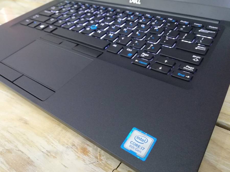 (HyperBook) Dell Latitude 7490 Core i7-8650U/ 512GB SSD/ 16GB DDR4L/ UHD 620/ FHD / Warranty 2022