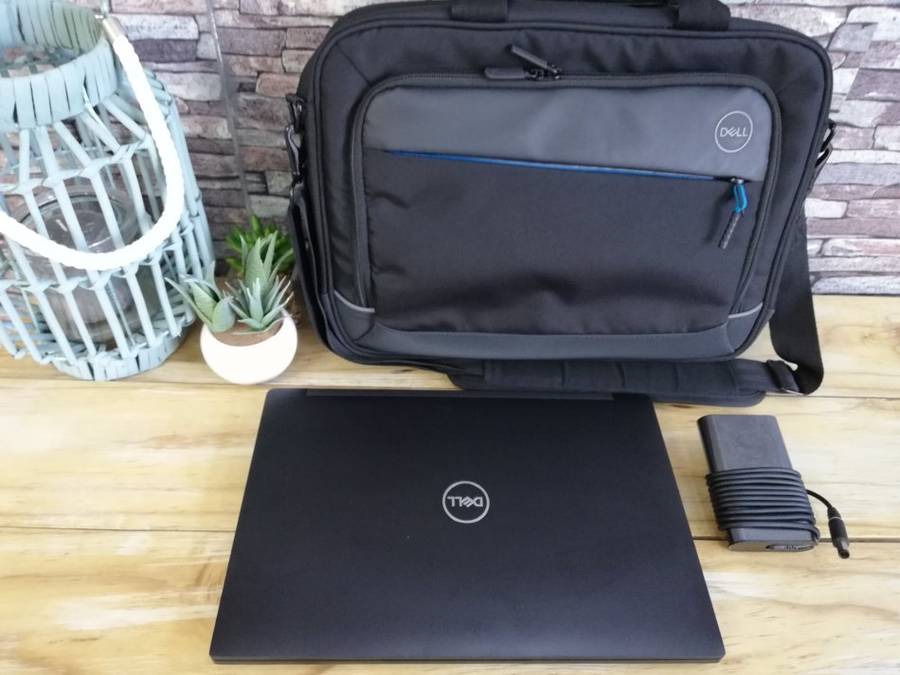 (HyperBook) Dell Latitude 7490 Core i7-8650U/ 512GB SSD/ 16GB DDR4L/ UHD 620/ FHD / Warranty 2022