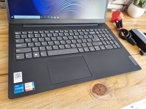 2022 Lenovo IdeaPad V15 G2 Core i5 11th Generation Premium Laptop/ 8GB DDR4/ 256GB NVMe/ FHD 1080p