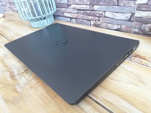 Dell Latitude 3550 Core i5 5th generation Laptop with Backlit LED Keypad (Bad Battery)