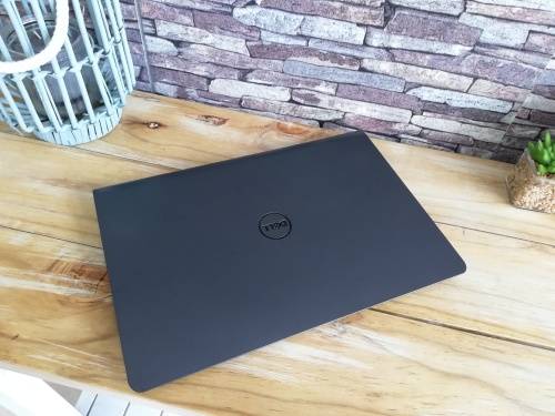 Dell Latitude 3550 Core i5 5th generation Laptop with Backlit LED Keypad (Bad Battery)