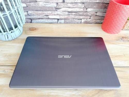 *Design Spec* Asus Vivobook Pro Series Core i5-8250U/ Nvidia GeForce/ 256GB SSD/ 8GB DDR4/ FHD 1080p