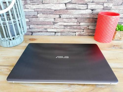 *Design Spec* Asus Vivobook Pro Series Core i5-8250U/ Nvidia GeForce/ 256GB SSD/ 8GB DDR4/ FHD 1080p