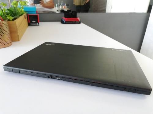 Lenovo ThinkPad X1 Carbon Core i7 Ultrabook/ 256GB NVMe SSD/ HD+ 1600x900p/ Backlit LED Keys/ 4G LTE