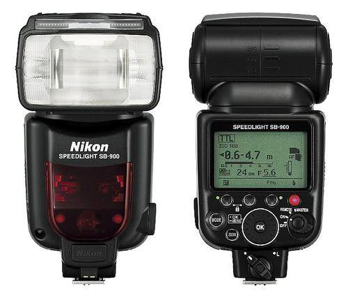 Nikon SB-900 AF Speedlight Flash - Free delivery