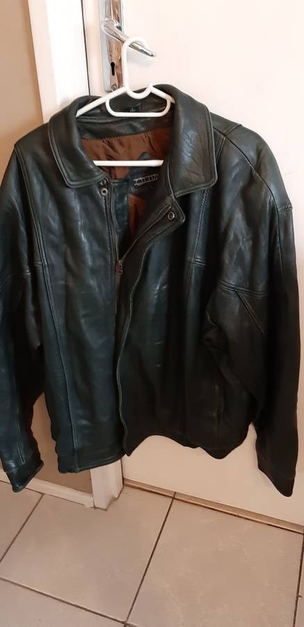 Genuine leather jacket bomber style
