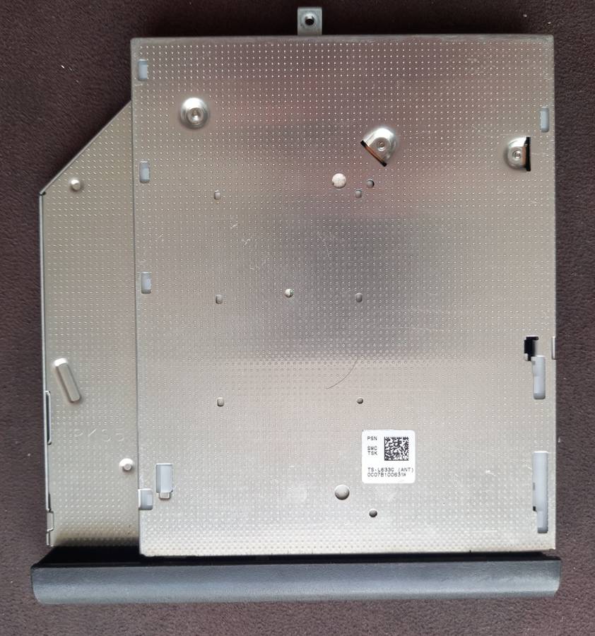 Toshiba TS-L633 Notebook DVD SATA Drive Readable Format(s): DVD-RW