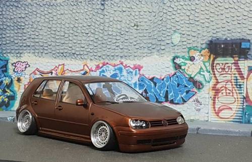 AOSHIMA VIP Modular VX210 model car rim and tyre set 1:24 - 19 Inch