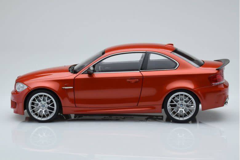 BMW 1M - COLLECTORS PIECE. (Die cast) 1:18 - LIMITED EDITION - RARE MODEL