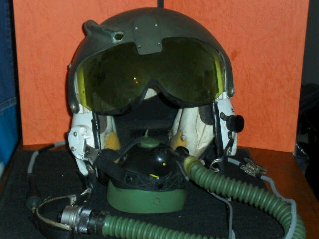 SAF Pilot gear. Helmet, 95% complete with day & night visor. VIEW to fully appreciate !!