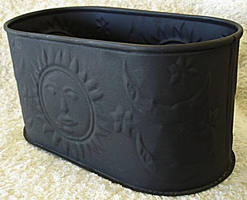 Black tin planter - 28 x 14 cm