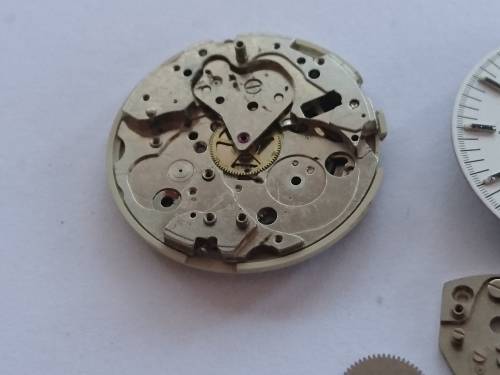 SEIKO 6139 7100 CHRONOGRAPH HELMET DIAL AND MOVEMENT PARTS