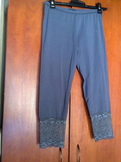 GREY THREE QUARTER LEGGINGS -  MADABOUT US  XL
