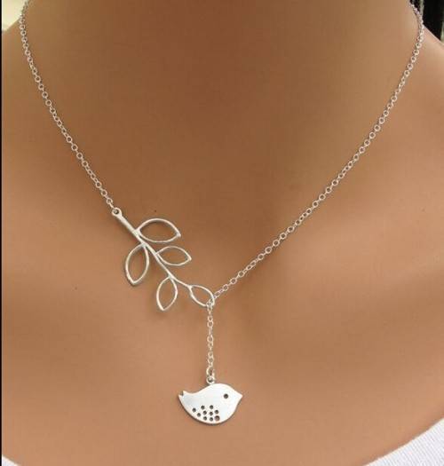 BEAUTIFUL SILVER PLATED NECKLACE