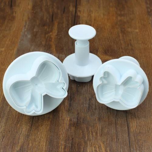 ***3 PIECE*** BOW FONDANT PLUNGER SET