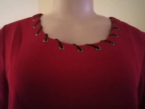 Red G Couture 3/4 Sleeve Top