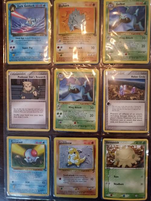 Pokemon card collection (99 cards)