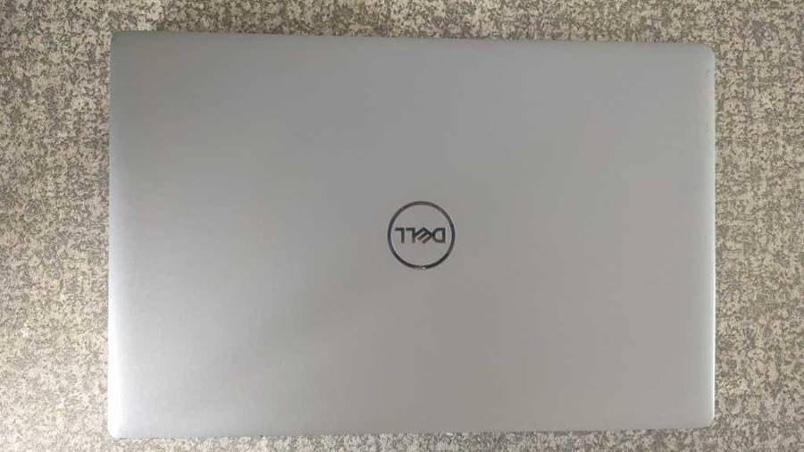 Dell Latitude 5520 i5 11th Gen Intel Iris XE Graphics with active WARRANTY
