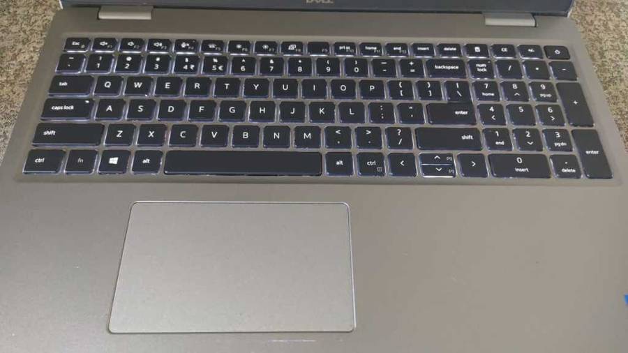 Dell Latitude 5520 i5 11th Gen Intel Iris XE Graphics with active WARRANTY