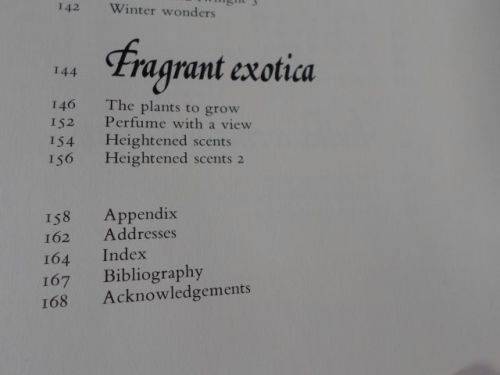 THE SCENTED GARDEN - ROSEMARY VEREY