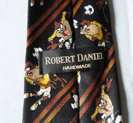 TAZ THE TAZMANIAN DEVIL - SOCCER / FOOTBALL - TIE