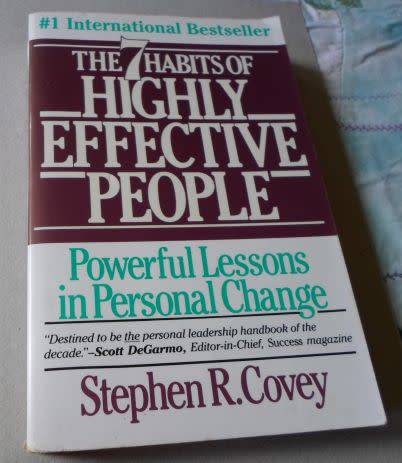 THE 7 HABITS OF HIGHLY EFFECTIVE PEOPLE - STEPHEN R COVEY ( 0,30 KG )