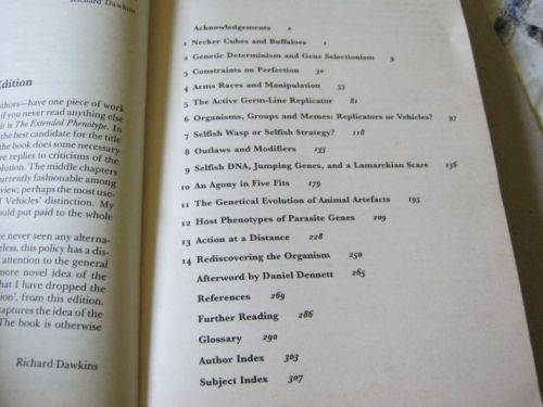 THE EXTENDED PHENOTYPE - THE LONG REACH OF THE GENE - RICHARD DAWKINS