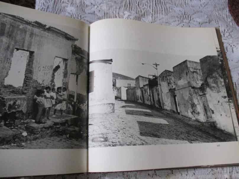 BOKAAP - FACES AND FACADES - LESLEY AND STEPHEN TOWNSEND ( INSCRIPTION BY AUTHORS )