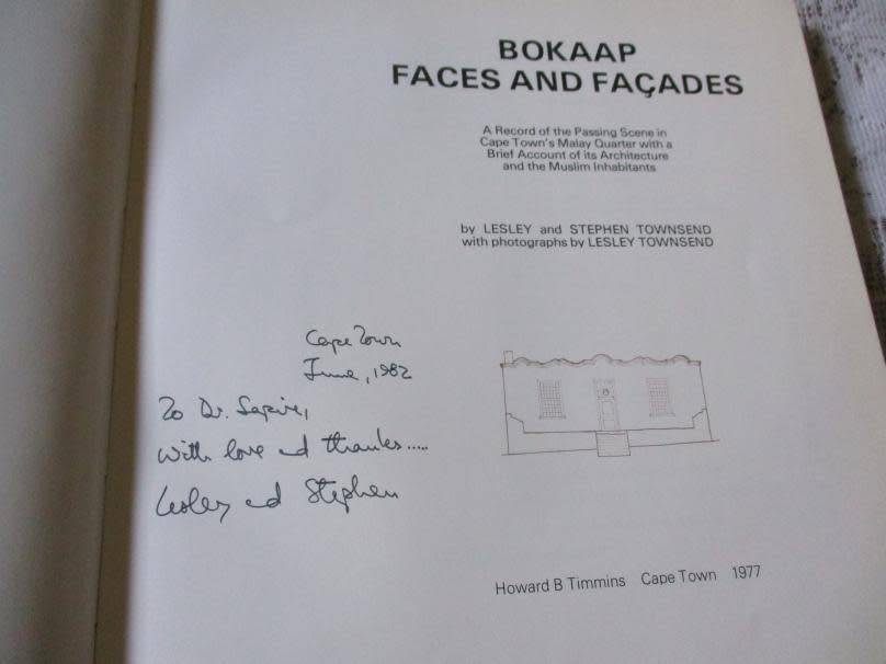 BOKAAP - FACES AND FACADES - LESLEY AND STEPHEN TOWNSEND ( INSCRIPTION BY AUTHORS )