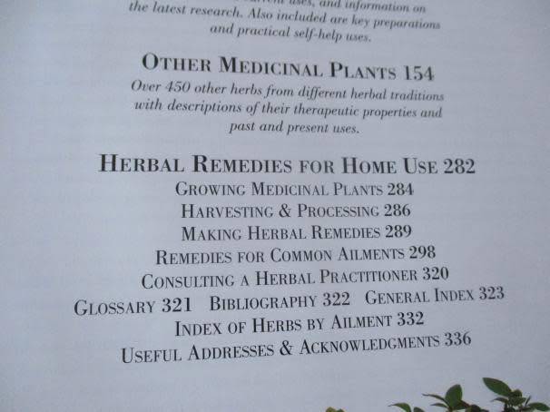 THE ENCYCLOPEDIA OF MEDICINAL PLANTS - A PRACTICAL REFERENCE GUIDE TO OVER 550 KEY HERBS & THEIR MED