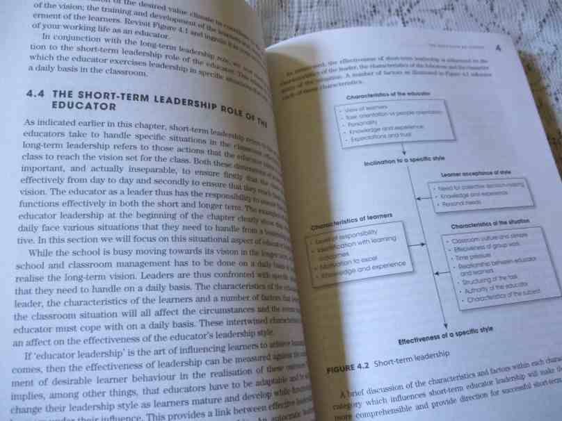 AN EDUCATOR`S GUIDE TO EFFECTIVE CLASSROOM MANAGEMENT - SA COETZEE, EJ VAN NIEKERK, JL WYDEMAN