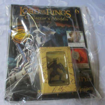 LORD OF THE RINGS FIGURINE