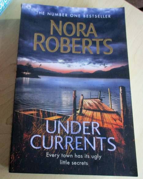 UNDER CURRENTS - NORA ROBERTS