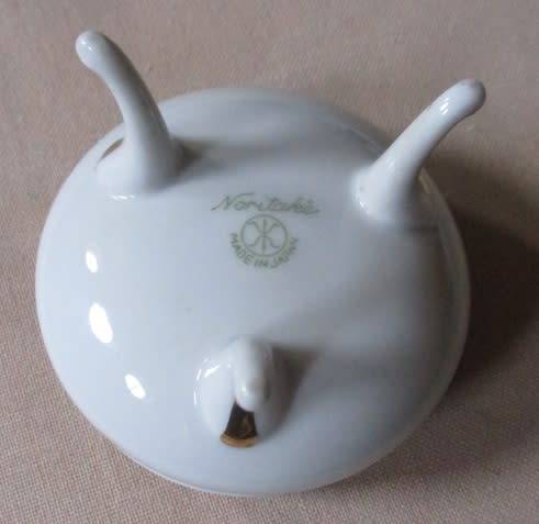 Vintage Porcelain Gold Floral  Footed Trinket Jewelry Box