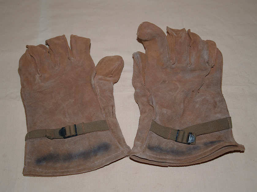 S.A. ARMY ASBESTOS GLOVES 1970/80'S