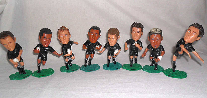 ALL BLACKS HEADLINER FIGURINES x 8
