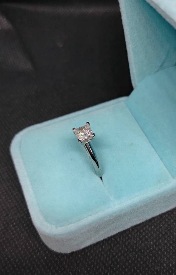 BRAND NEW CERTIFIED 1CT PRINCESS CUT SOLITAIRE MOISSANITE Set in 18KT WHITE GOLD SETTING