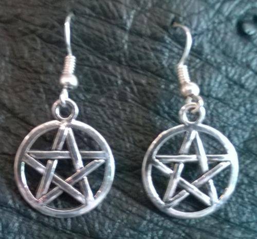 Sterling Silver Pentacle Pendant with Diamonds & Green Agate