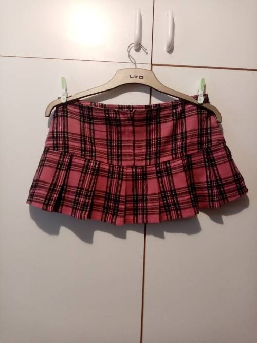 Pink and black pleated mini skirt L