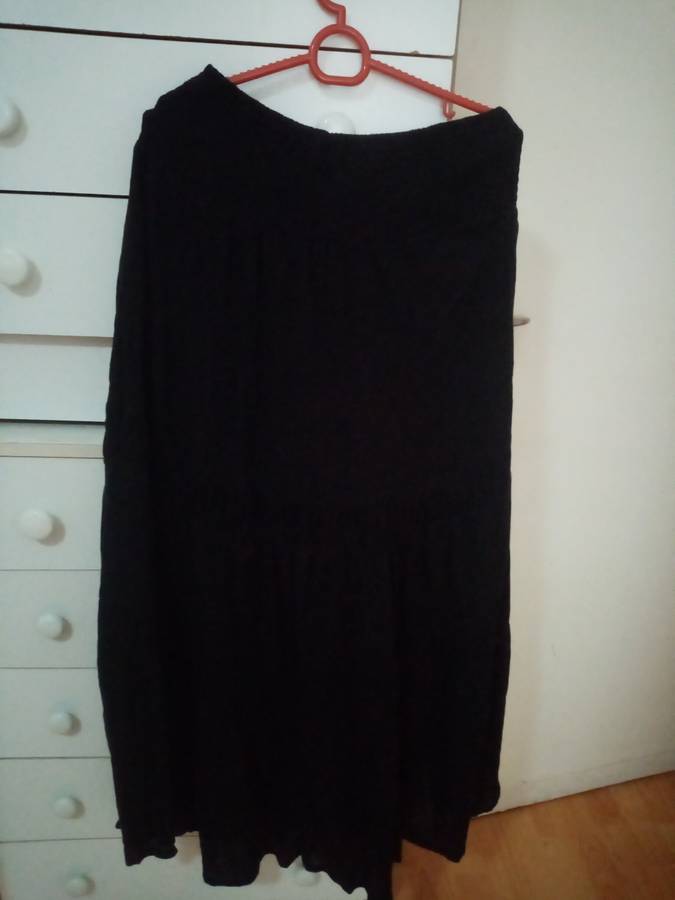 Black long ruffle maternity skirt size 36