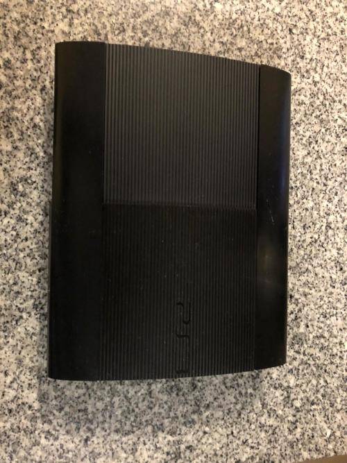 SONY PLAYSTATION 3 SLIM 12GB 1 CONTROLLER  and 6 GAMES